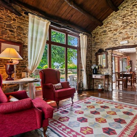 Bed and Breakfast Casa Peleyon Кастрополь Экстерьер фото