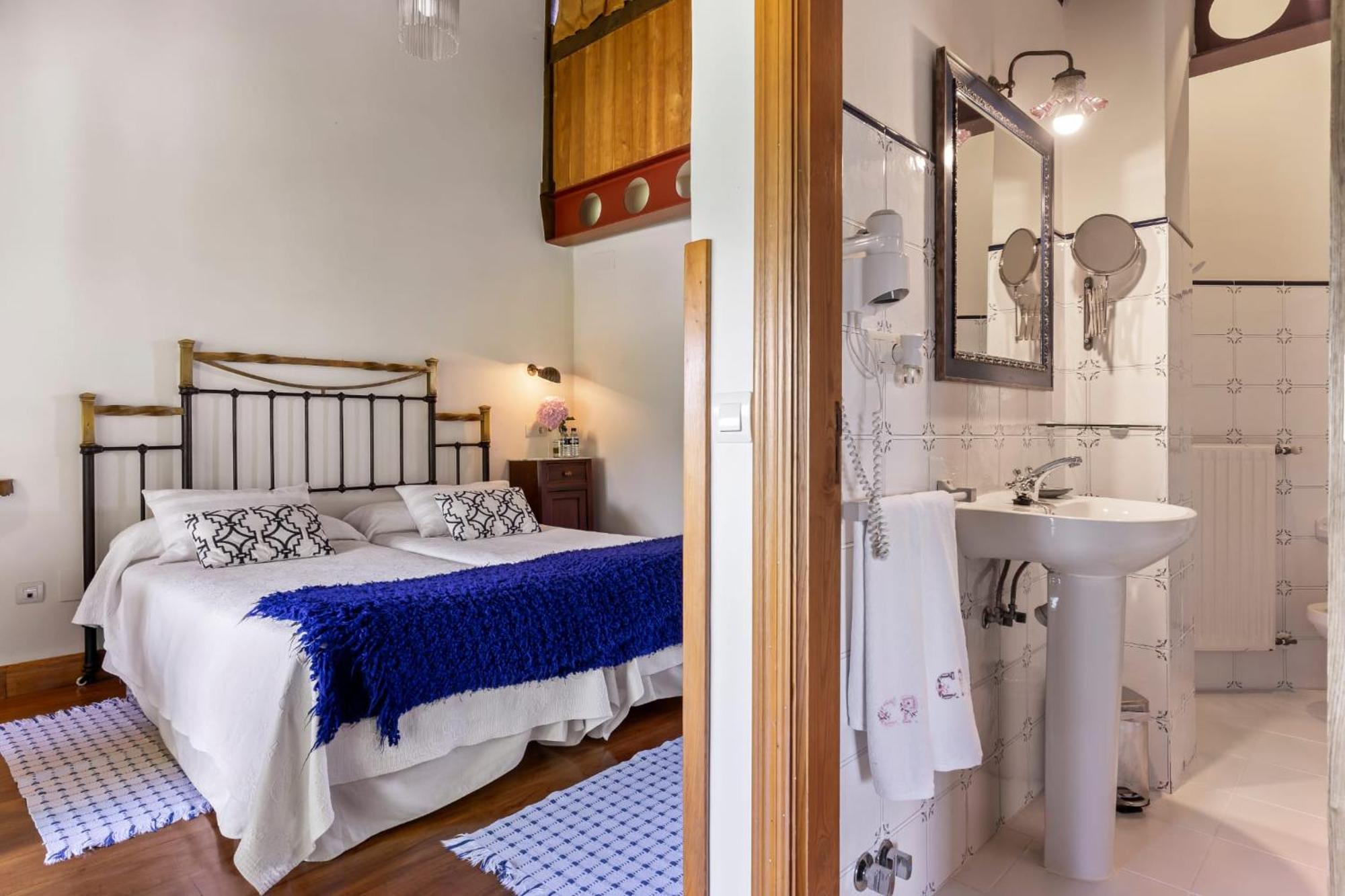 Bed and Breakfast Casa Peleyon Кастрополь Экстерьер фото