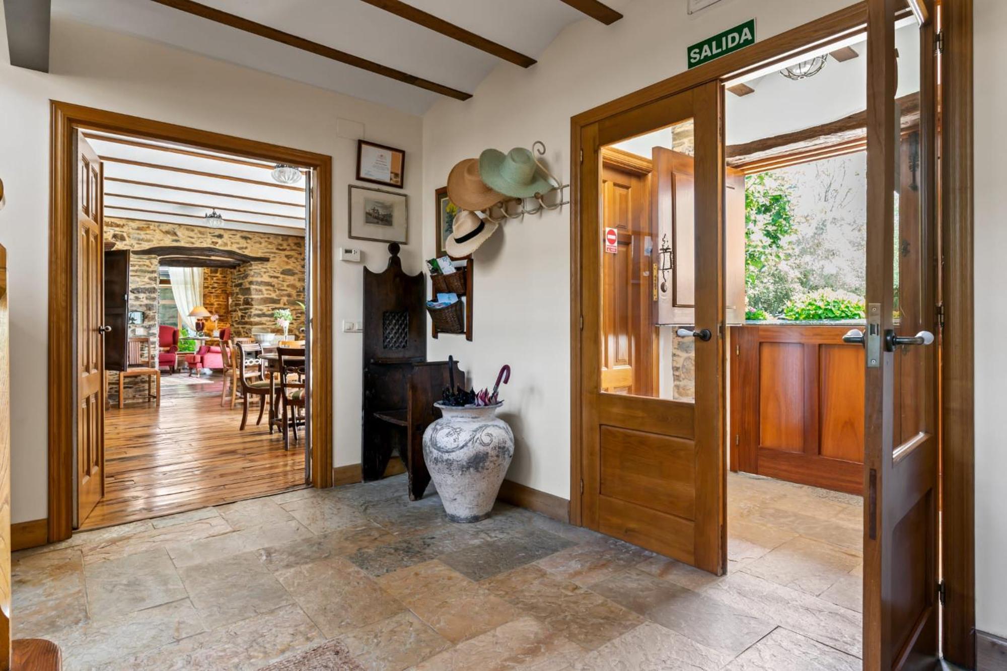 Bed and Breakfast Casa Peleyon Кастрополь Экстерьер фото