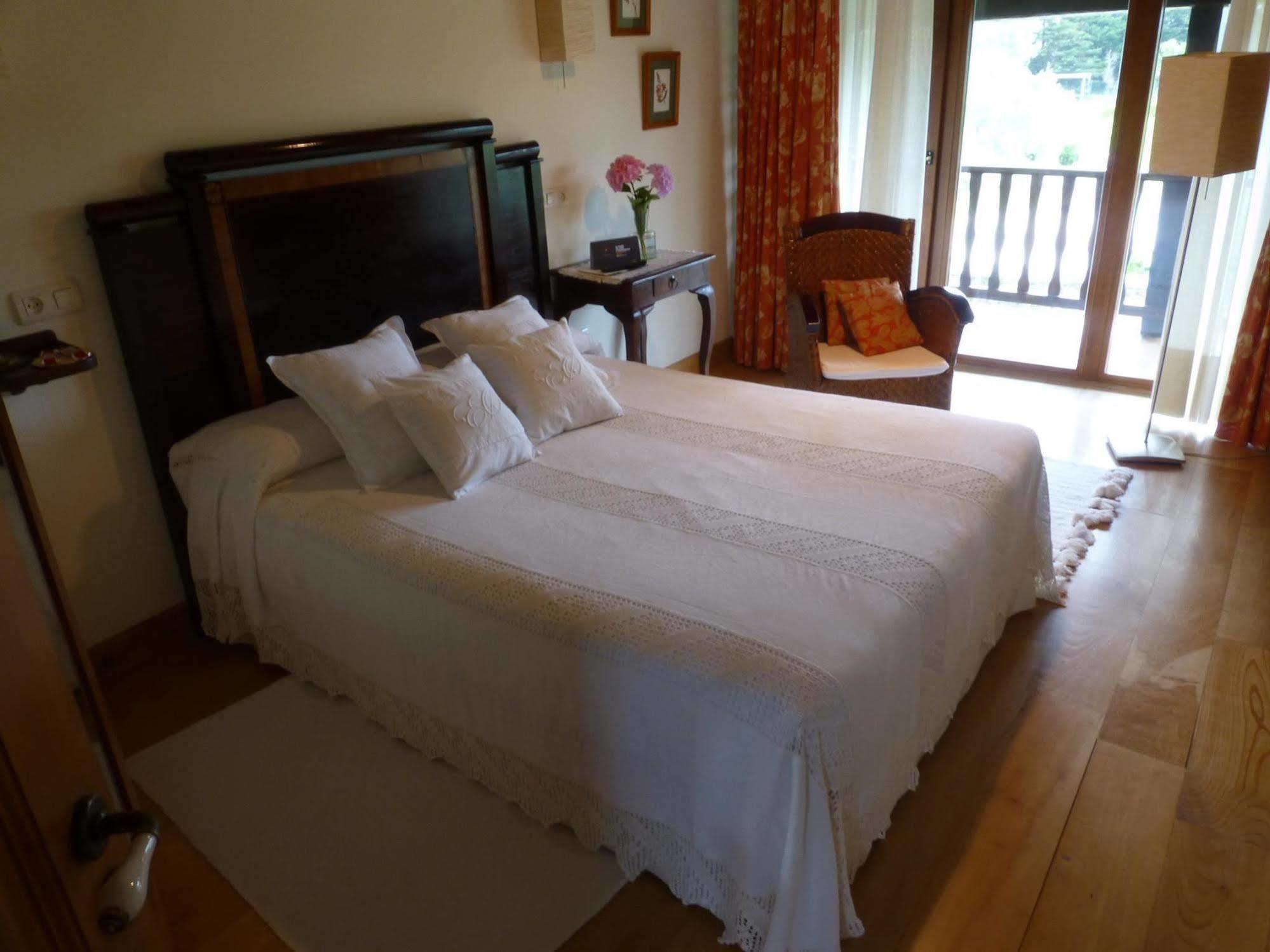 Bed and Breakfast Casa Peleyon Кастрополь Экстерьер фото