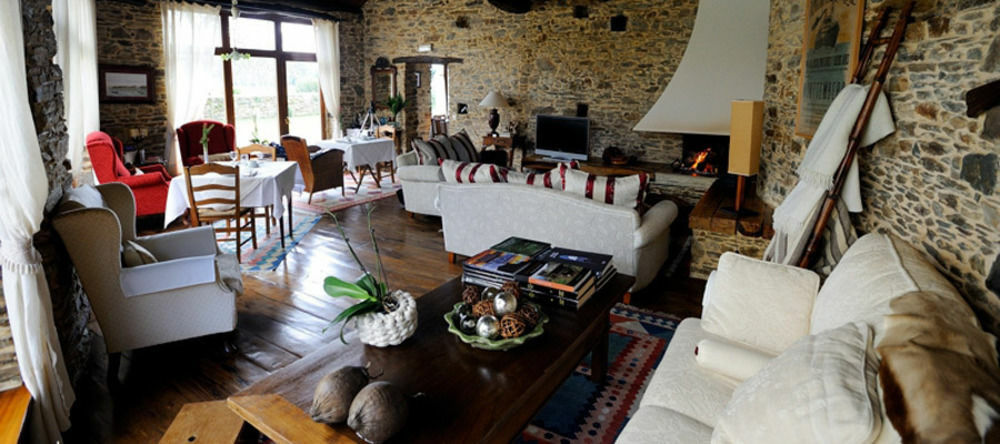 Bed and Breakfast Casa Peleyon Кастрополь Экстерьер фото